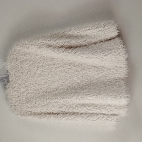 XXI White Faux Fur Mob Wife Statement Jacket - Picture 10 of 16